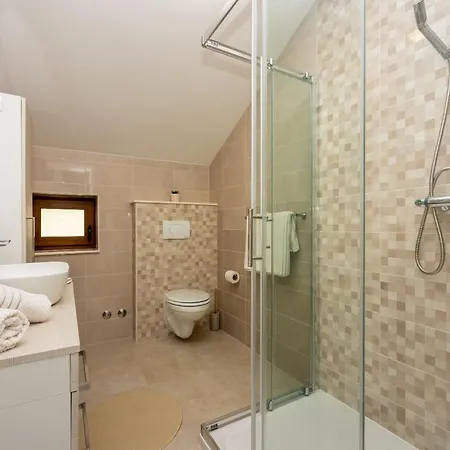 Villa Antani With Heated Pool, Sauna & Jacuzzi