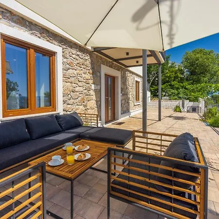 Antani With Heated Pool, Sauna & Jacuzzi * Crikvenica