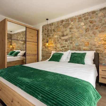 Villa Antani With Heated Pool, Sauna & Jacuzzi Crikvenica