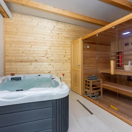 Antani With Heated Pool, Sauna & Jacuzzi Crikvenica