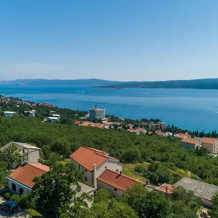 Villa Antani With Heated Pool, Sauna & Jacuzzi Crikvenica